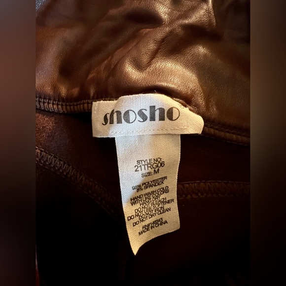 NWT ShoSho Brown faux leather, butt shaping leggings/pants. Women’s size Medium. - Picture 8 of 8